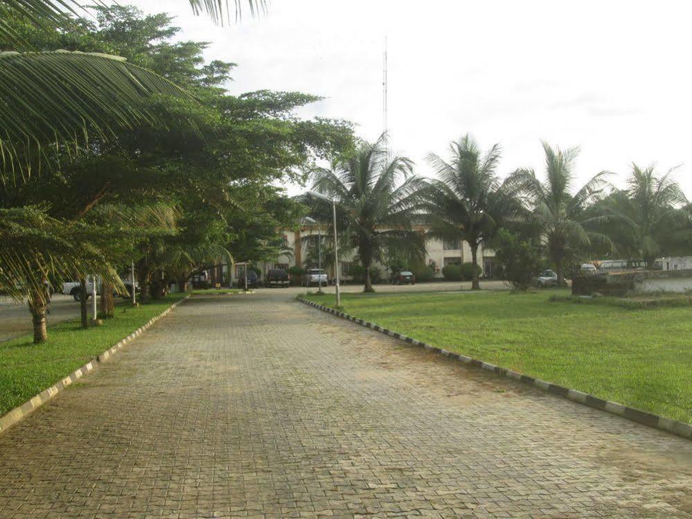 Tiffany Hotel And Towers Imogwu-Agwa Dış mekan fotoğraf